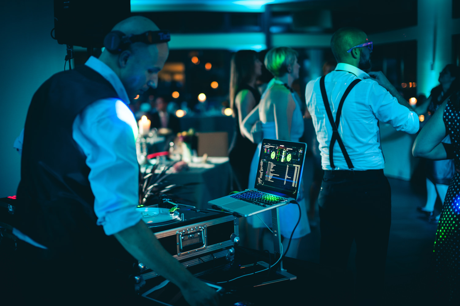 dj
